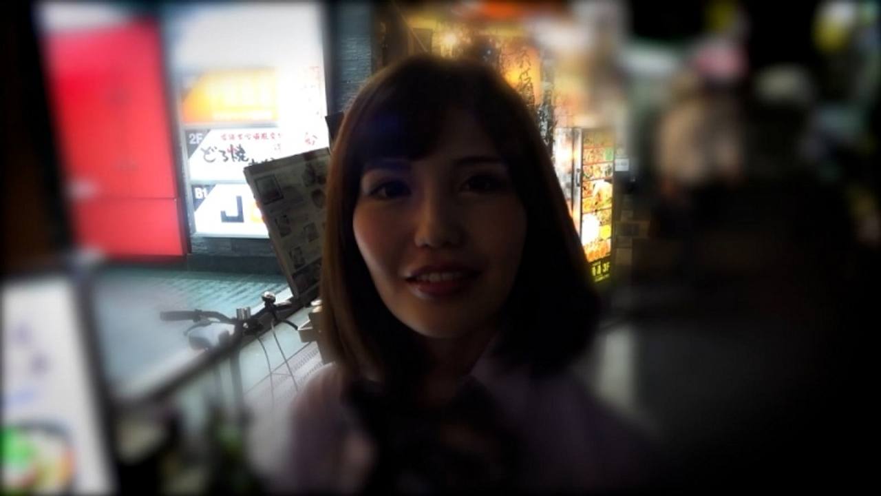 【個撮 / ご近所妻】「絶対に内緒にしてくださいね？」普通の見た目からは想像できない大胆なSEX！発情したメス犬のような本能的なSEXに溺れまくりッ！【1/12】 gallery photo 1