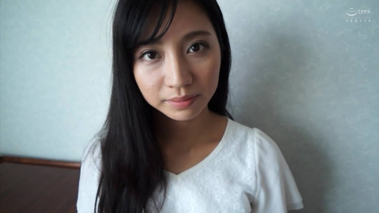清楚系人妻はもれなくヤリマン？！エロギャップが凄すぎるドエロいエッチでガチイキしちゃってます♪* gallery photo 1