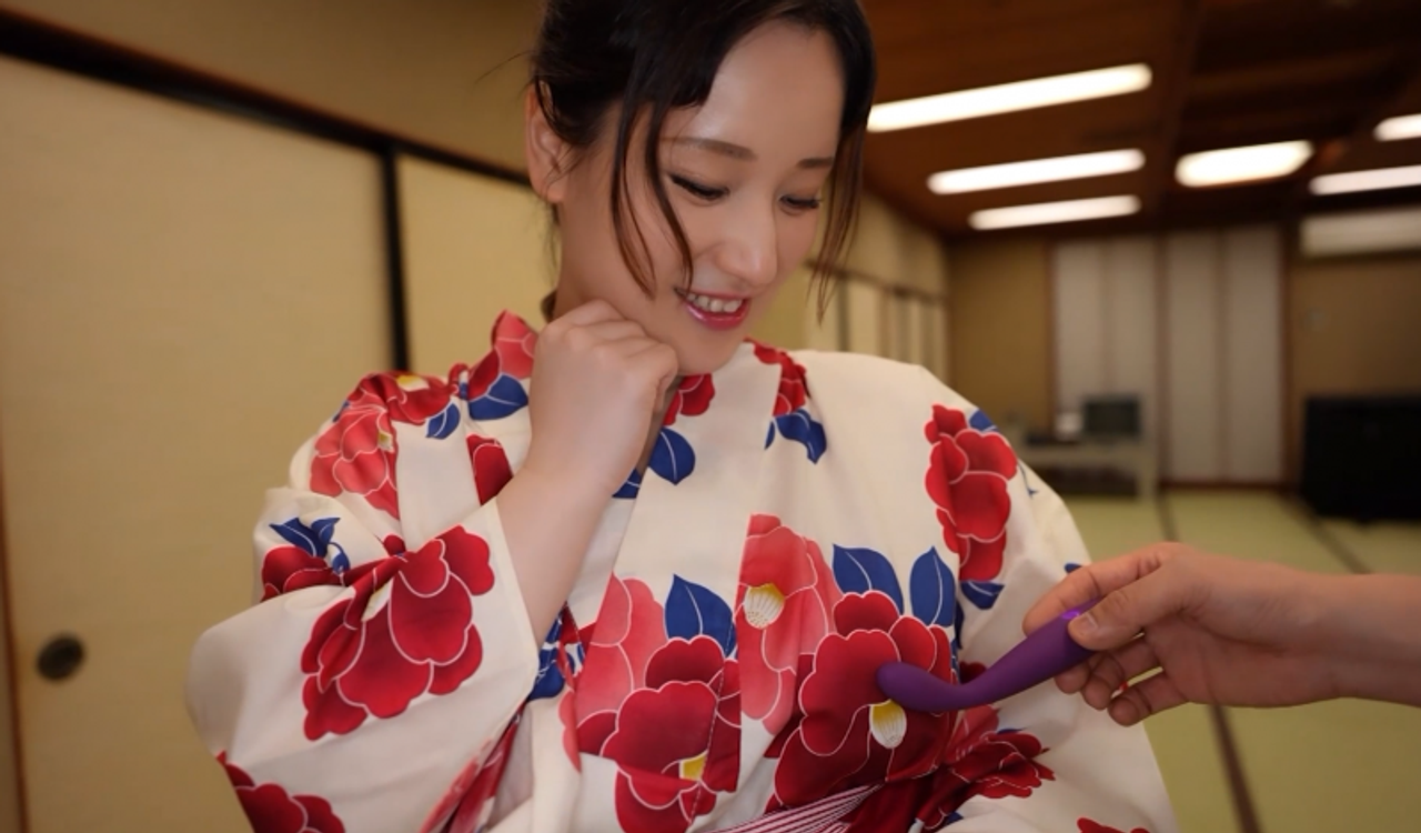 淫奔旅情。中出し溢れる人妻不倫旅行。禁断の関係の狭間で揺れる欲望。　その4 gallery photo 6