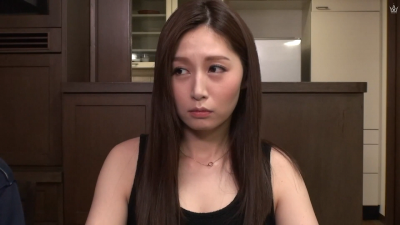 【NTR】夫以外の肉棒でよがり狂う…淫靡な寝取られ人妻[１] gallery photo 1