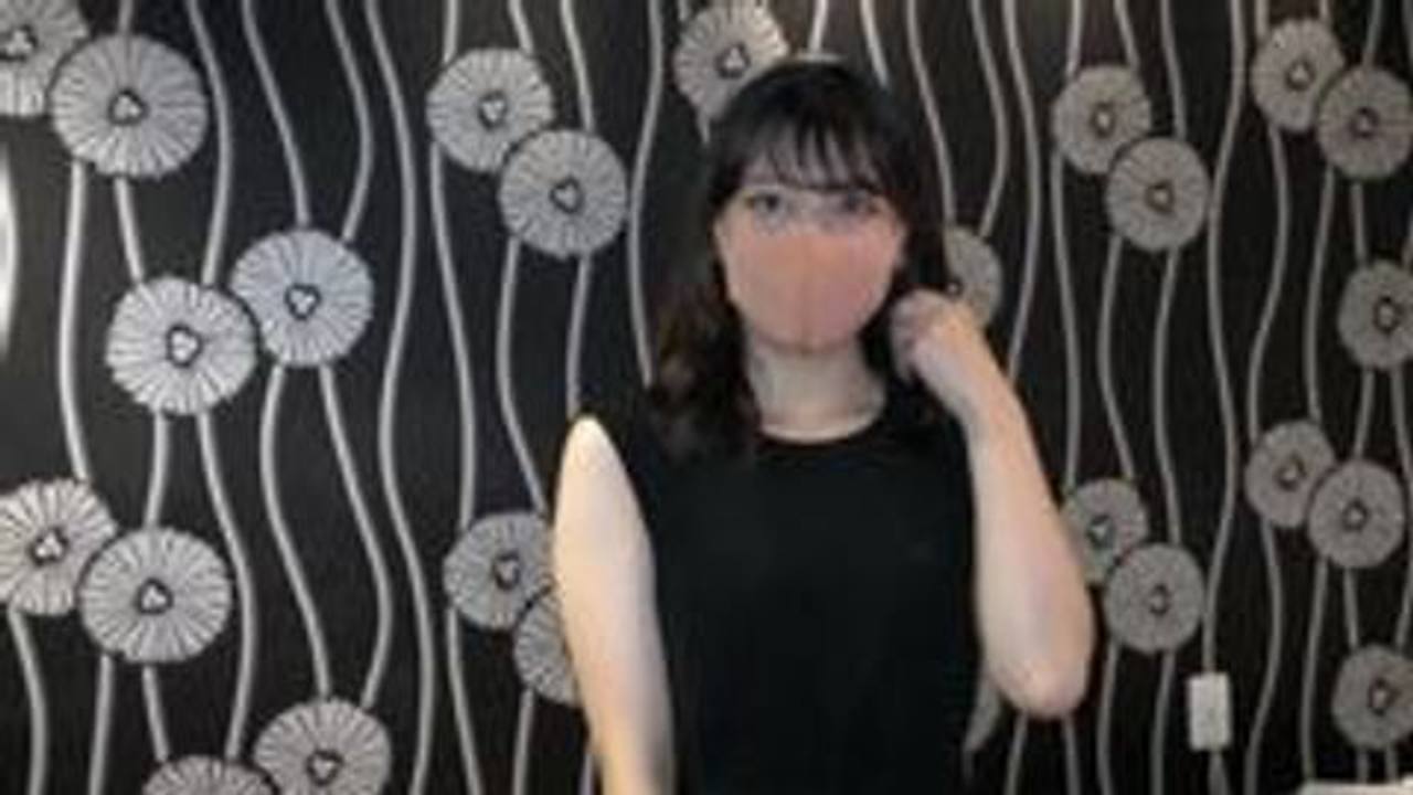 モデル級美女しほちゃんが“エロ覚醒”ホテルで濃厚生ハメセックス gallery photo 1