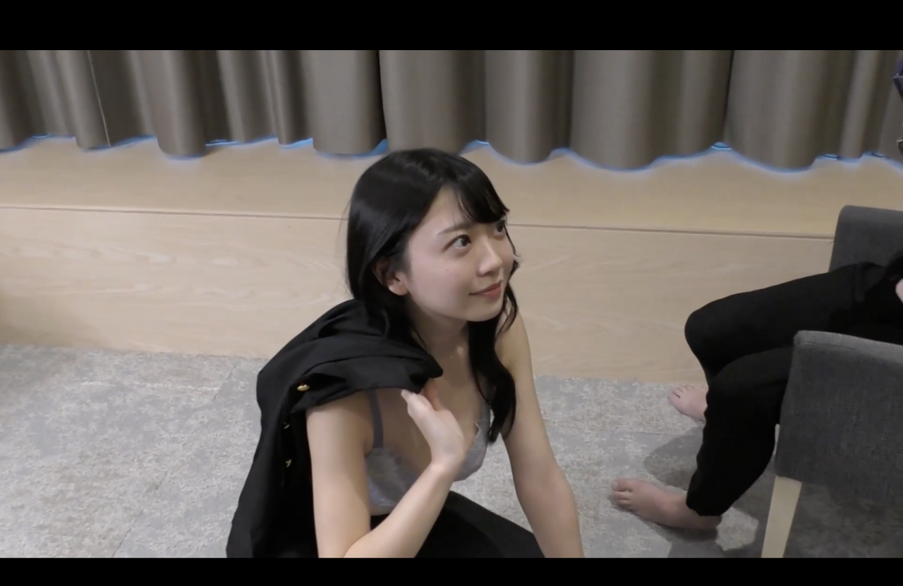 えりかちゃん涙の卒業ウェディング！ファン感謝祭の個人撮影会でご褒美にチャレンジ！写真集付き！ gallery photo 3