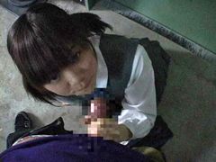 汚れを知らない制服娘が親*チンポに奉仕させられてしまう！