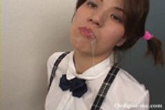 【動画】【ネバスペ】制服姿の ひかるちゃんのザーメングチュグチュ