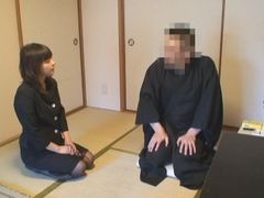 【個人撮影】煩悩ならぬ淫欲にまみれたエロ坊主！檀家の後家さんを数珠振りかざしてハメまくり！