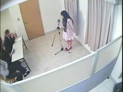 【**】極悪B系プロダクション幹部達が、グラドル面接に来たウブっぽい素人娘を全裸集団陵辱！