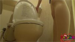 【トイレ隠しカメラ】超Ｓ級美人コンパニオンのイベント休憩室内トイレを隠し撮り