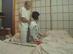 Sexual massage massage masterpiece war of hot spring inn! ! ~ Husband makes my wife sleep!? ~ 2