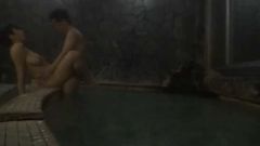 人里離れた山奥にある温泉宿　混浴風呂に仕込んだカメラが捉えたワイセツ映像の数々　混浴温泉２　PART2