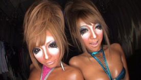 超ド派手ッ！！オイルまみれのヤリマンマンバｷﾞｬﾙ二人組にチ○ポ***ました