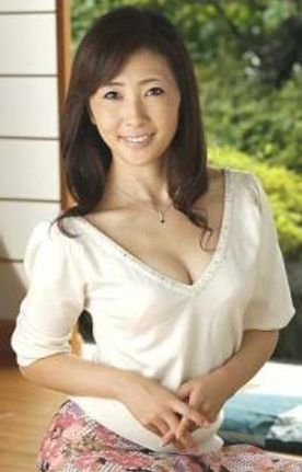 人妻87 小田切あや４０歳 素人美人妻生ハメ 剛毛まん毛を隠さず本気汁垂れ流して中出し逝き！　高画質②