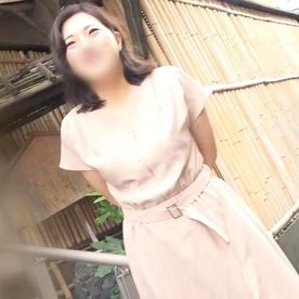 【熟女】笑顔が素敵な37歳。専業主婦。ゆうこさん。リモコンバイブ装着ラブホ街羞恥散歩。ホテルで生ハメSEX。ガチイキ。 FC2-PPV-4519882