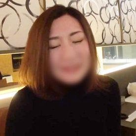 【熟女】ムッチリBODY。Fカップ巨乳。巨尻。45歳。はるかさん。カラダを震わせて歓喜の声を上げイキ狂い。膣内射精。ラストはお風呂でフェラ・パイズリ披露。 FC2-PPV-4533807