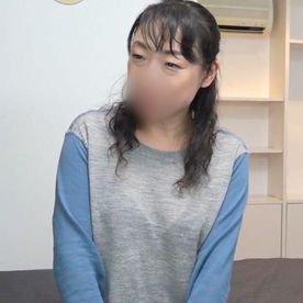 【個撮】純白スベスベ美肌のパート勤務人妻をハメ撮り。 汗だくセックスで”剛毛”おまんこをひたすら突きまくって密着中出し。 FC2-PPV-4525521