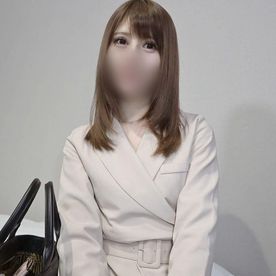 【素人】22歳美容部員の美人ギャルナンパ。素股でトロけたぐしょ濡れマ●コを激ピスハメ撮りセックス。 FC2-PPV-4515587