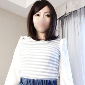 【個人撮影】色白美肌でお綺麗なアラサー美女ゆいなさん。 デカチンで照れていても、フェラで痴女化して挿入が待ち遠しくなってます。