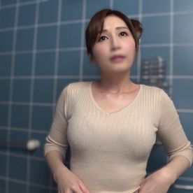 【熟女】【中出し】エロフェロモンがムンムンの美魔女で童貞を捨てた上に濃厚SEXを教えてもらいました。 FC2-PPV-4521460