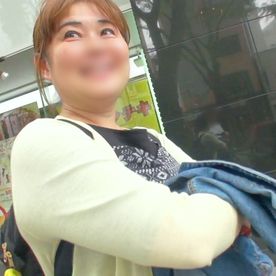 【不倫・中出し】動く度に尻や腹の贅肉がたぷんたぷん揺れる熟妻さん。 他人棒で快感に没頭してオンナの顔になってイク。 FC2-PPV-4642362