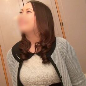 【個撮】絶妙な丁度良さの顔面に激エロ巨乳ボディのアラサー。 汗ばむほどの激しいセックスで「ヤバいヤバいヤバい！おまんこイク～♥」 FC2-PPV-4542960