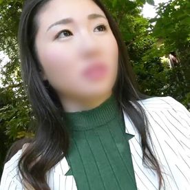 【人妻】Gカップの美巨乳を持つ34歳・人妻と温泉でハメ撮りSEX◆フェラ・パイズリでご奉仕◆膣奥貫く快感に理性崩壊！濃厚ザーメン放出！ FC2-PPV-4528482