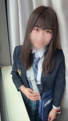 黒髪ロング清純派美女との極秘デート、、この可愛い見た目から想像出来ないほどエッチです、、、 FC2-PPV-4532526