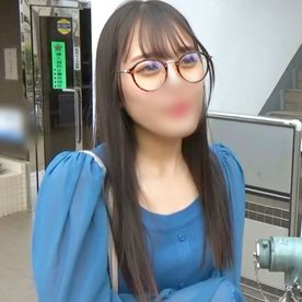 【素人】清楚さ、透明感がある美女をハメ撮り♥ 見た目によらずマゾっ気が強く、よだれと愛液を大量に垂れ流しながらガチイキ！ FC2-PPV-4552996