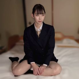 黒髪ポニテの美形の優等生。諸事情で公開。5年前制服の頃の趣味で撮らせてもらった動画 FC2-PPV-4586840