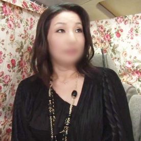 《中出し》Iカップのド迫力豊満BODYを持つ49歳・人妻◆神乳揉み揉みピストン開始！肉感溢れるムッチリ豊満BODY震わせイキ狂う淫乱人妻に膣内射精！超ド迫力ファック！ FC2-PPV-4588240