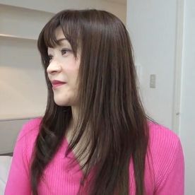 【中出し】ロングヘアにバッチリメイクの美熟女（44）◆カリから根元までじっくりねっとり丁寧にチ〇ポまわし！生チ○ポでヨガりイキ！膣内射精！ FC2-PPV-4583278