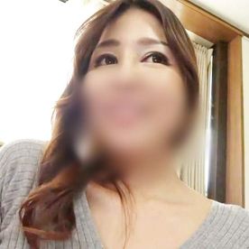 【人妻】フェロモンムンムンなIカップ爆乳を持つ38歳・専業主婦妻！旦那が出張中に自宅で浮気SEX！98cmのIカップ神乳が縦横無尽に暴れる騎乗位！息も絶え絶えイキ！大量精子放出！ FC2-PPV-4588548