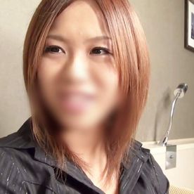 《人妻》ショートヘアーのチャーミングなEカップ美乳人妻◆男ゴコロをくすぐるテクでご奉仕！生チ○ポでヨガりイキ！大量精子放出！ FC2-PPV-4594134