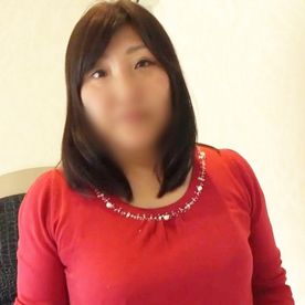 《熟女》豊満なデカ尻とユルユルだらしないドスケベボディ！48歳・熟女が可愛らしい声で鳴く淫乱熟女の卑猥で下品な真昼の激情交尾！ FC2-PPV-4586593