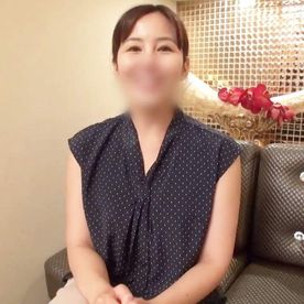 《中出し》美巨尻がエロい・45歳とは思えない程よい肉付きこれこそ理想的な熟ボディ！他人棒に貫かれる快感に溺れる美人妻の濃厚性交！ FC2-PPV-4595281