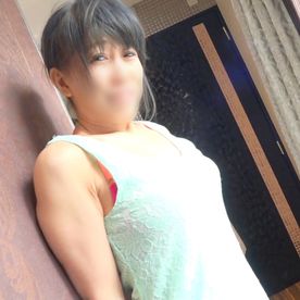 FC2-PPV-4677951 【不倫】足は綺麗ですが尻肉がたるんだ熟女をハメ撮り。 立ちバックで絶叫し、足をガクガク震わせながらイクー!!