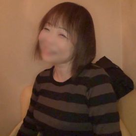 FC2-PPV-4676786 【中出し】穏やかな性格の一般人専業主婦をハメ撮り。 話し方ひとつにも落ち着きがあったのに、甲高い声で喘ぎながら不倫オーガズム。