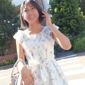 FC2-PPV-4675460 【中出し】照れ笑いが可愛い愛嬌溢れる清楚、剛毛女子”ゆなちゃん” オモチャで感度が上がり、生ハメ膣奥突きで中イキ♥