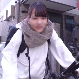 FC2-PPV-4676506 【素人】週5のランニングが日課の筋肉質ボディ女子”りなちゃん” 手コキ・フェラでの連続寸止め→高速手コキの大量大量射精で大歓喜!
