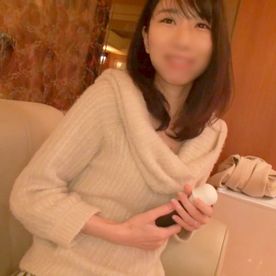 【素人・不倫】くびれが綺麗なウエストした専業主婦をハメ撮り。 お淑やかな佇まいとは裏腹に、対面座位で自ら腰を振ってイキ狂い。 FC2-PPV-4655051