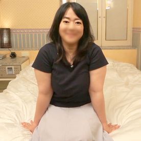 FC2-PPV-4678581 【個人撮影】<体重80kg>越えのデブ奥様をホテル撮影。 興奮が最高潮に達するとフェラ・パイズリで挿入の催促。