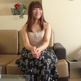 FC2-PPV-4680385 【個撮】アラフォー!? めちゃくちゃ可愛い人妻さんをハメ撮りしました。 清楚代表のようなルックスして、生ハメでの膣奥突きでエロ声が出ちゃってます♥