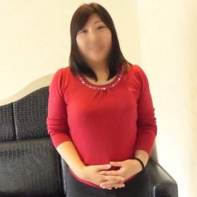 【中出し】豊満なデカ尻とこちらもユルユルだらしないドスケベボディを持つ48歳熟女◆可愛らしい声で鳴く淫乱熟女の卑猥で下品な真昼の激情交尾！膣内射精！ FC2-PPV-4654263