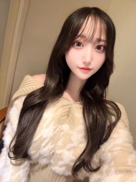 カリスマ店員 咲希（天然Fカップ）/ フォロワー5万人超 / 顔面偏差値トップレベル