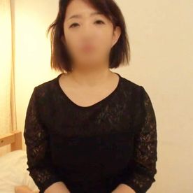 【熟女】男を包み込んでくれそうな笑顔も魅力的な52歳熟女◆ねっとりフェラ・パイズリご奉仕！激しく喘ぎながらイキ果てるハメ撮りSEX FC2-PPV-4649096