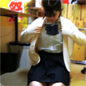 FC2-PPV-4673248 神社境内ハメ。お祭りバイトJDに中出し。