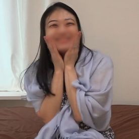 FC2-PPV-4678402 【人妻】可愛くて色白な37歳のちっぱい奥様。キスだけでも喘ぎだすとんでもないドスケベ美熟女です。