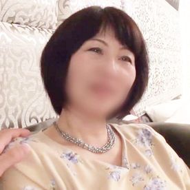 【熟女】Iカップ爆乳。むっちりBODY。上品な人妻。55歳。さゆりさん。ふくよかな白肌ムッチリボディを震わせながら10年ぶりのおチ○ポの感触をお淑やかに貪る。 FC2-PPV-4654786