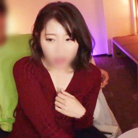 FC2-PPV-4670909 【素人】経験人数40以上！？セフレ。26歳。みわちゃん。エロランジェリー着てハメ撮りプレイ。一度喰らいついたら中出しするまで離さない沼マ●コ。膣内射精。