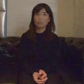FC2-PPV-4678650 【不倫】感情を表に出さない物静かな四十路奥様。 そんな熟女が他人棒を夢中でフェラし、ジュポっ♥といやらしい音連発。