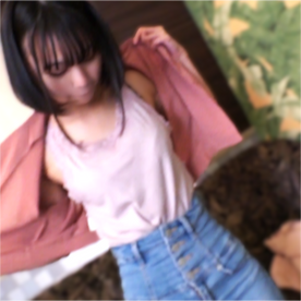 FC2-PPV-4684468 裏垢発掘 文学部。最初からゴム無し前提。