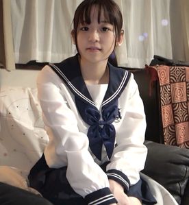 FC2-PPV-4664365 誕生日当日に即挿入中出し!!経験なし清純18歳 初めて見る男性器にタジタジ。。 濃密性交撮り下ろし記念で編集なし版配布
